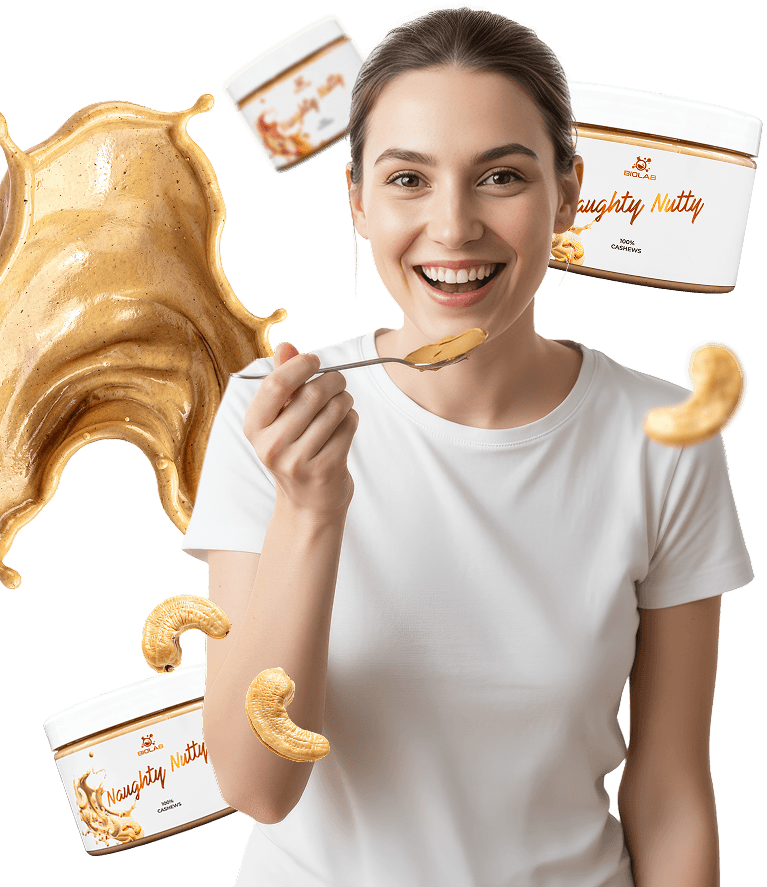 Leende kvinna som provar cashewpasta NN